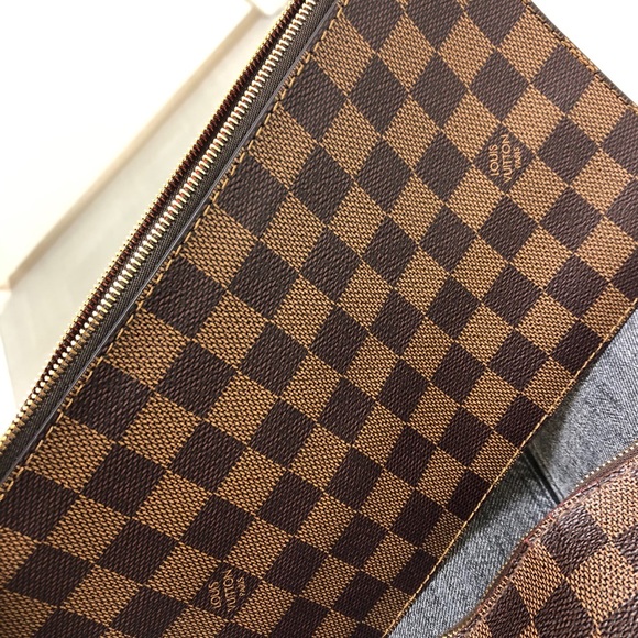 Louis Vuitton wallet - Picture 3 of 3